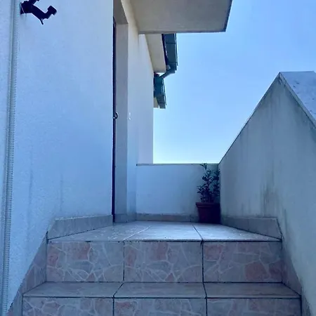 Apartment Ema *